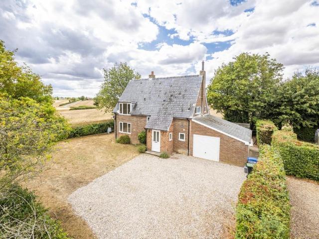 House for rent in Chelmondiston, Suffolk