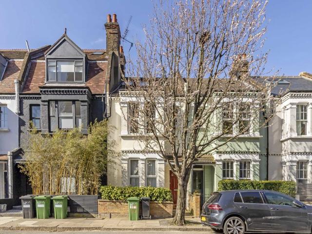 Apartment for rent in Shepherd's Bush, Greater London