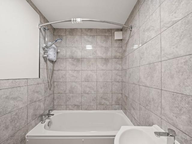 Studio for rent in London Borough of Croydon, Greater London