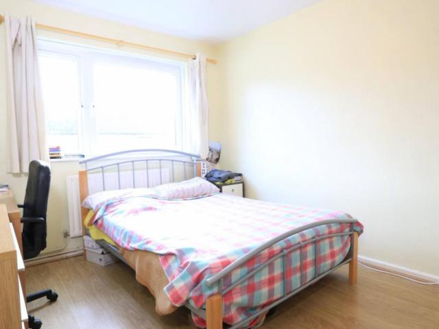 Room for rent in Stepney, Greater London