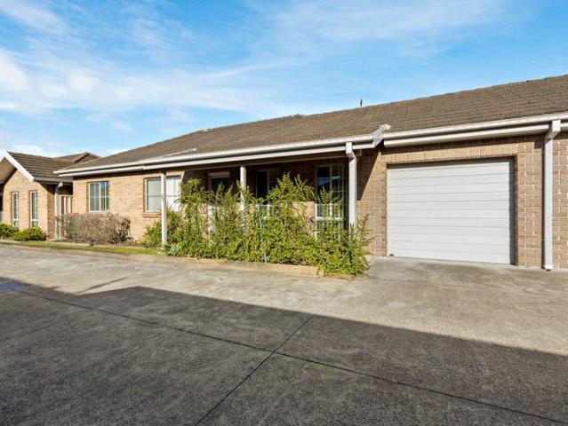 Townhouse for sale in Ambergate, New South Wales