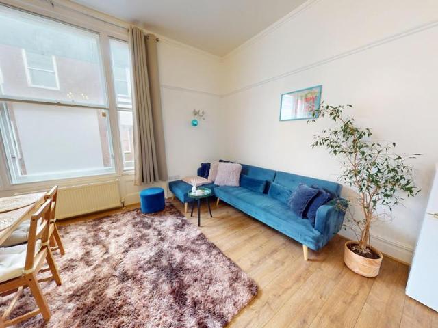 Apartment for rent in Round Hill, Brighton & Hove