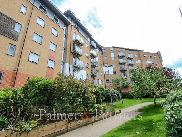 Apartment for rent in Hythe, Colchester
