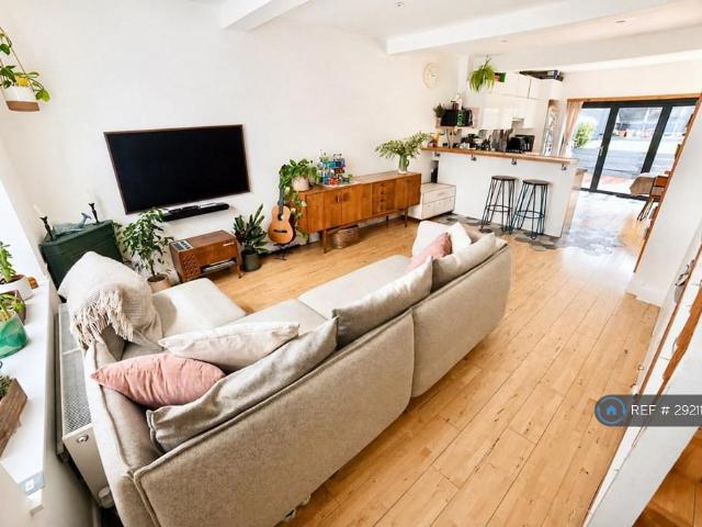 House for rent in Well Hall, Greater London