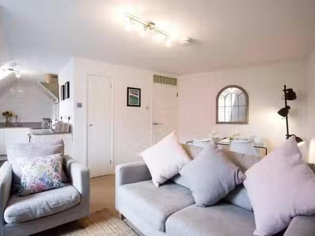 Apartment for rent in St Ebbes, The Slade