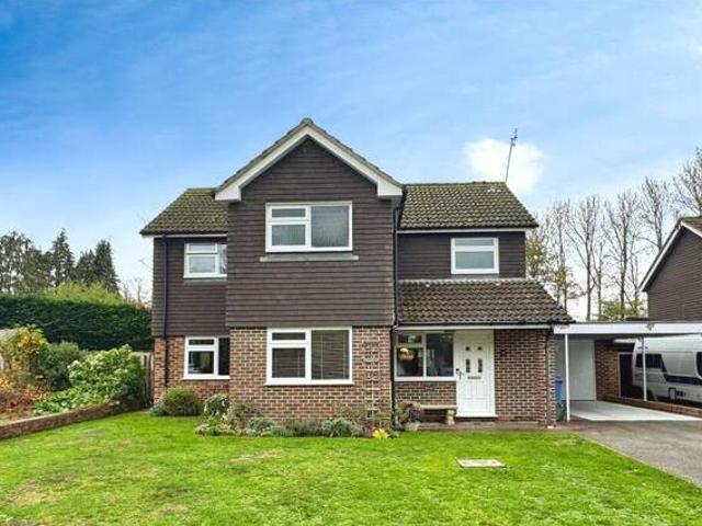 House for sale in Moulsham Green, Hart