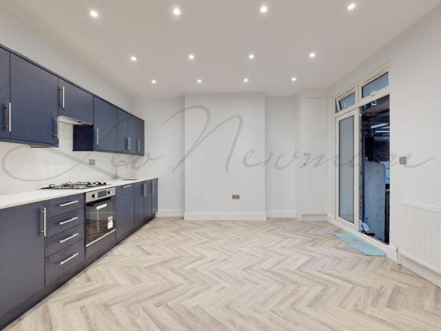 Apartment for rent in Maida Vale, Isle Of Man