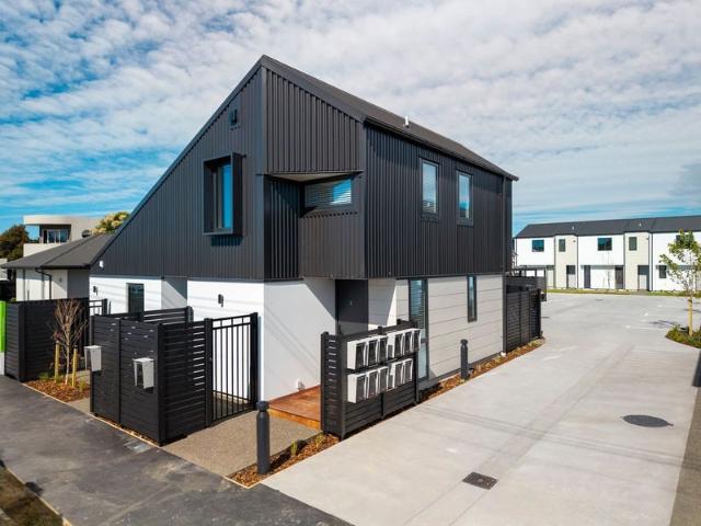 House for rent in Chaslands, Canterbury