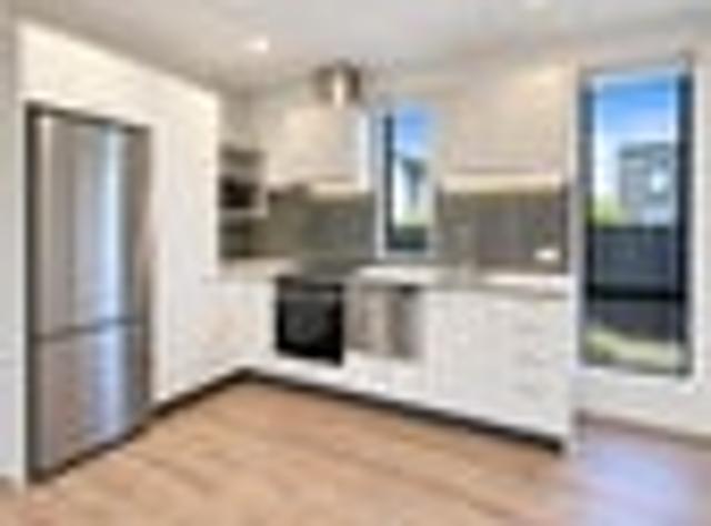 Townhouse for rent in Shirley, Christchurch