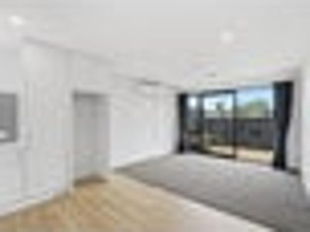 Apartment for rent in Chaslands, Canterbury