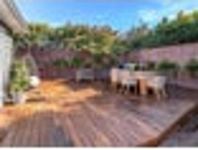 House for rent in Chaslands, Canterbury