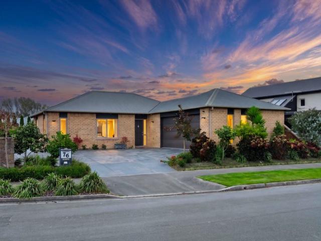 House for rent in Chaslands, Canterbury