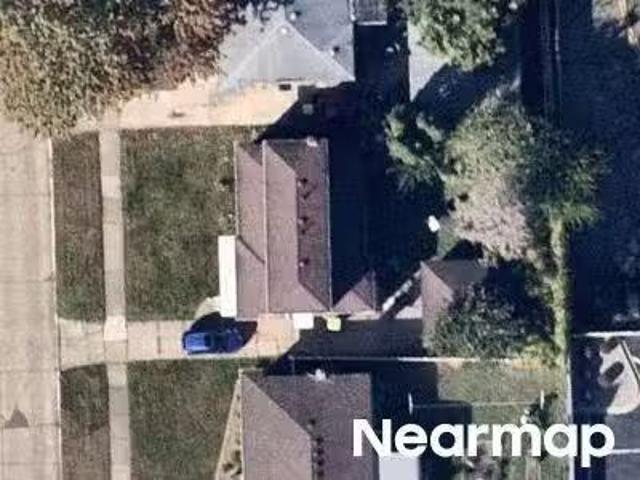 House for sale in Troy