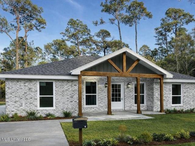 House for sale in Gautier, Mississippi