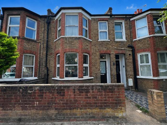 Apartment for rent in London Borough of Ealing, Hanwell