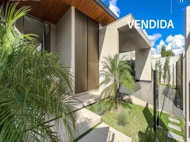 Casa venda em Região Geográfica Imediata do Distrito Federal, Região Integrada de Desenvolvimento do Distrito Federal e Entorno