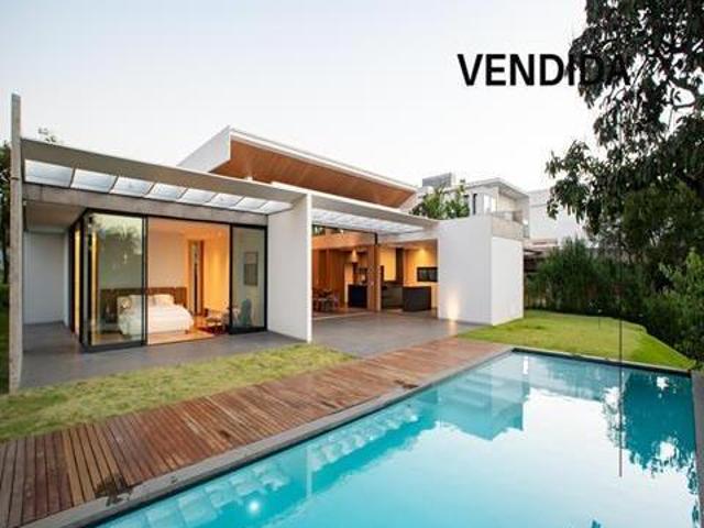 Casa venda em Região Geográfica Imediata do Distrito Federal, Região Integrada de Desenvolvimento do Distrito Federal e Entorno