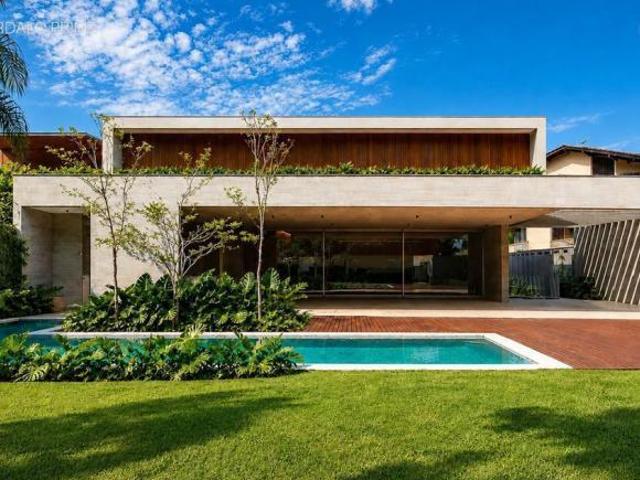 Casa venda em Região Geográfica Imediata do Distrito Federal, Região Integrada de Desenvolvimento do Distrito Federal e Entorno