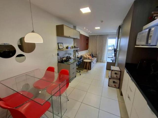 Apartamento venda em Região Geográfica Imediata do Distrito Federal, Região Integrada de Desenvolvimento do Distrito Federal e Entorno