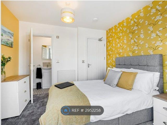 Room for rent in Beamhurst, Staffordshire
