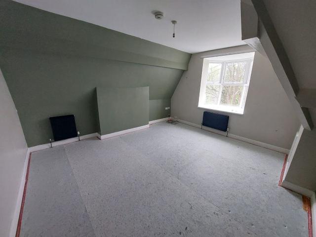 Apartment for rent in Chapeltown, Leeds