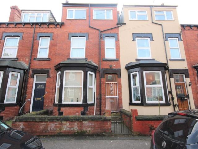 Apartment for rent in Chapeltown, West Yorkshire