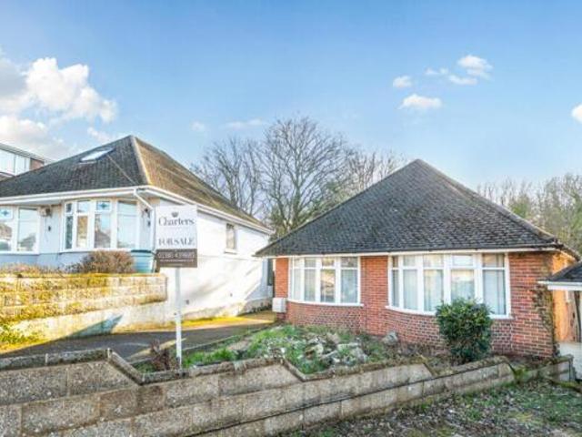 House for sale in Chilworth Old Village, Test Valley