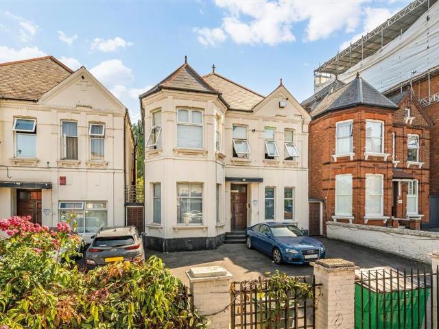 Studio for rent in Kilburn, Greater London