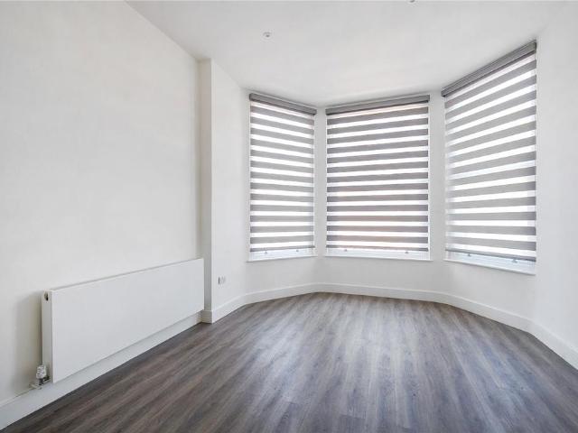 Apartment for rent in Kilburn, Greater London