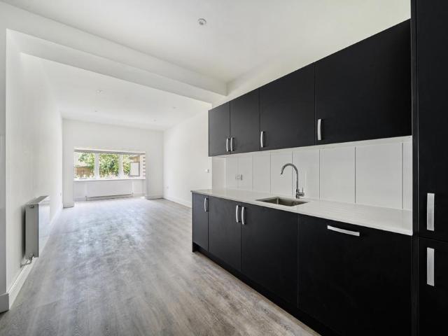 House for rent in Kilburn, Greater London