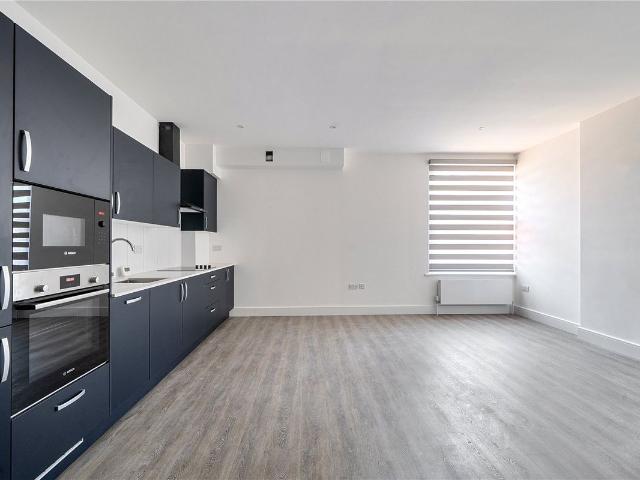 Studio for rent in Kilburn, Greater London