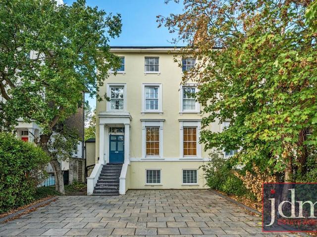 Apartment for rent in Blackheath Royal Standard, Greater London