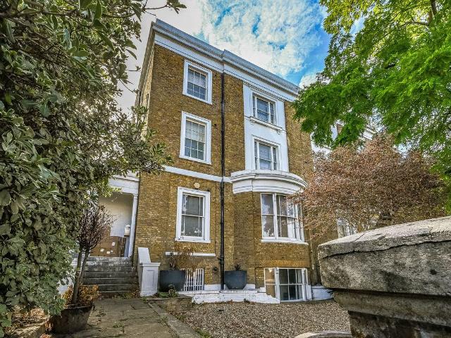 Apartment for rent in Blackheath Royal Standard, Greater London