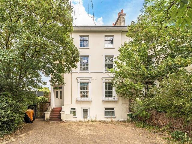 Apartment for rent in London Borough of Lewisham, Blackheath