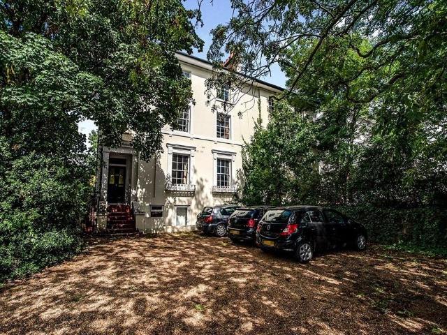 Apartment for rent in London Borough of Lewisham, Blackheath