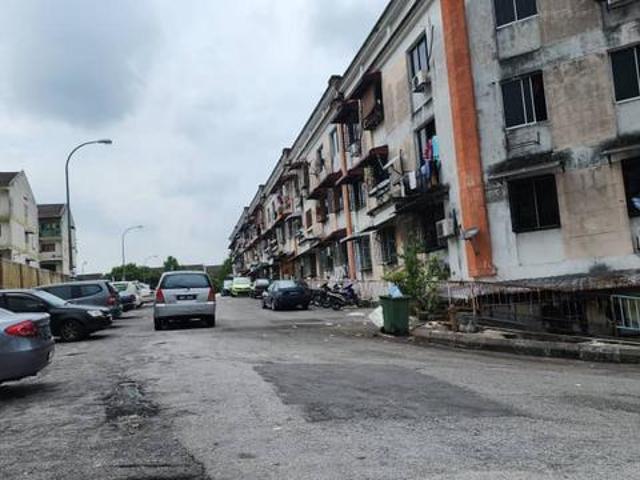 Apartment for sale in Kajang, Langat