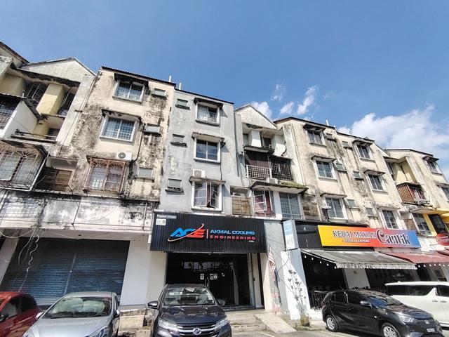 Apartment for sale in Kajang, Langat