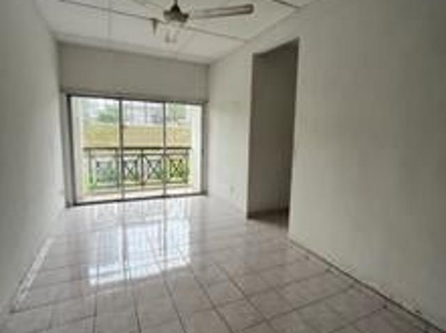 Flat for sale in Kajang, Langat