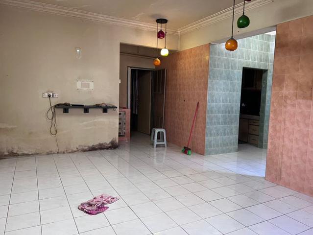 Apartment for sale in Kajang, Langat