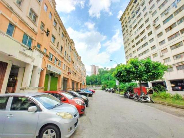 Apartment for sale in Petaling, Subang Jaya