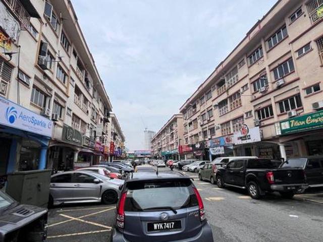 Apartment for sale in Petaling Jaya, Petaling