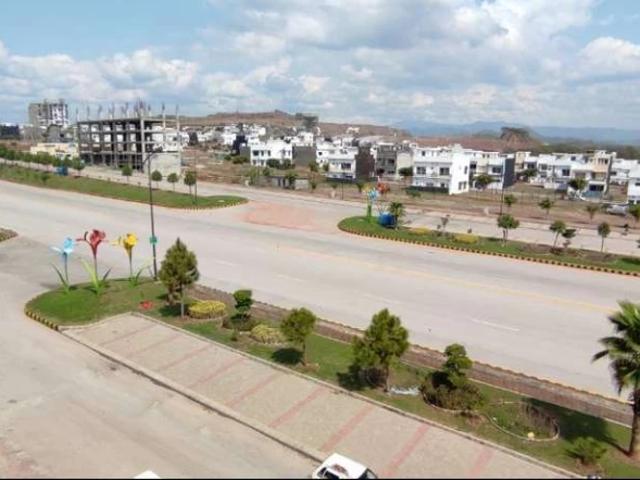 Commercial for sale in بحریہ انکلیو, زون ۴