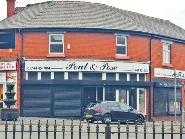 Commercial for rent in Green Bank, St Helens