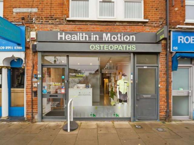 Commercial for rent in London Borough of Ealing, Perivale