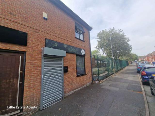 Commercial for rent in Green Bank, St Helens
