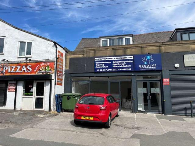 Commercial for rent in Kinsley, Wakefield