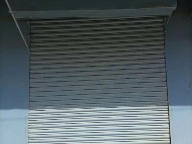 Commercial for rent in Gulshan-e-Iqbal Block 6, کراچی ڈویژن