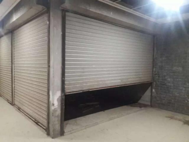 Commercial for sale in اعوان ٹاؤن, لاہور