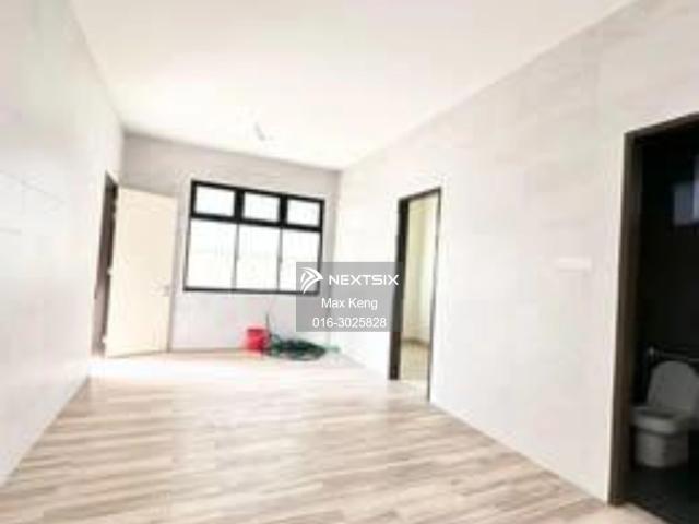 Shop for sale in Kuching