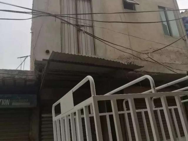 Commercial for rent in Faisalabad, Islamabad Capital Territory